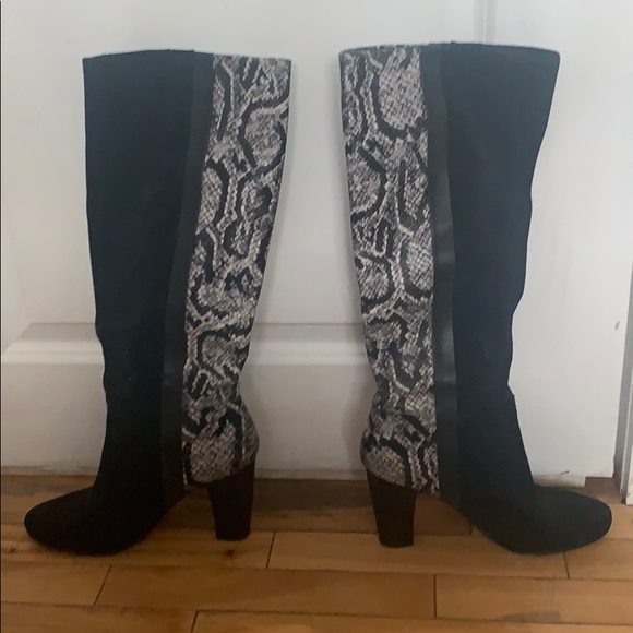 Black & Faux Snakeskin Tall Boots with Heel - Picture 3 of 5